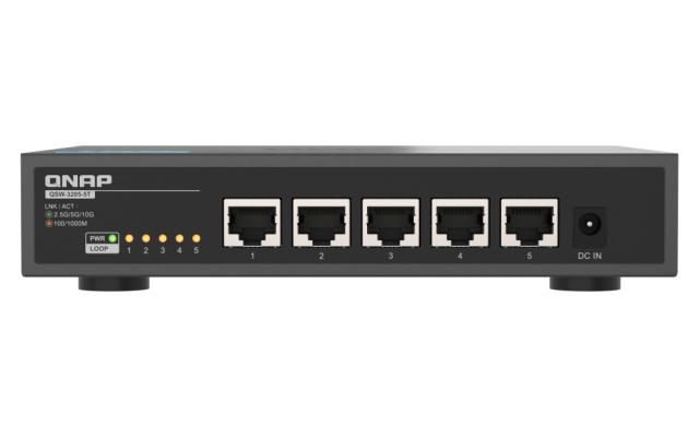QNAP QSW-3205-5T unmanaged switch