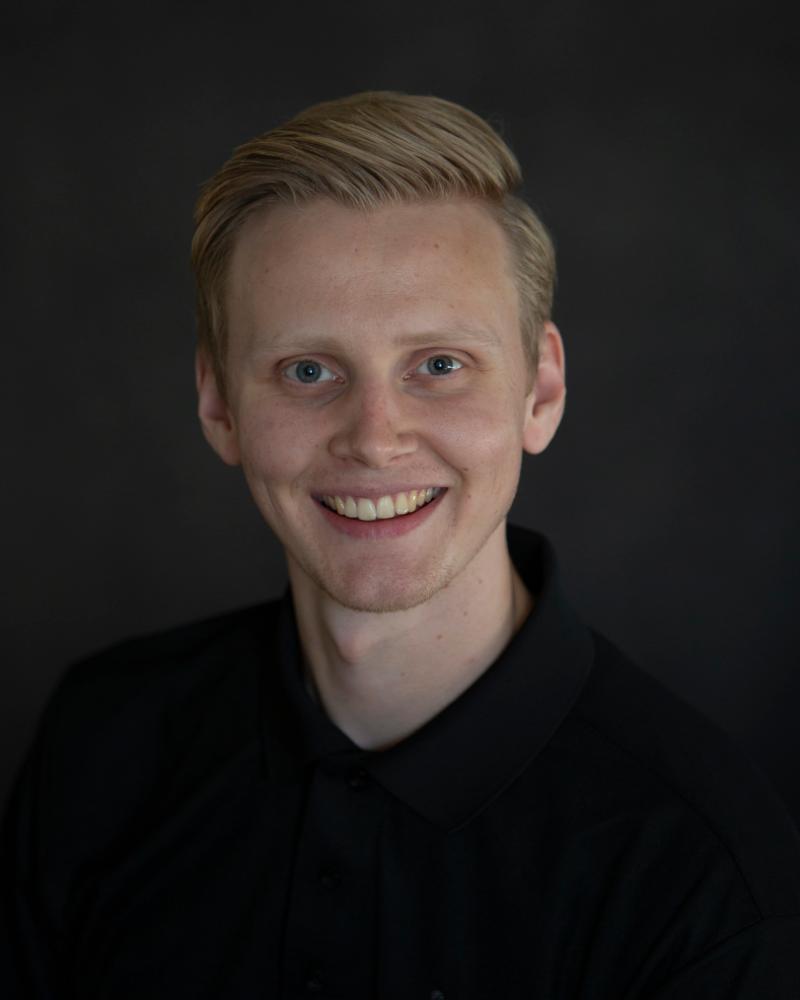 ANDREAS HJELKREM