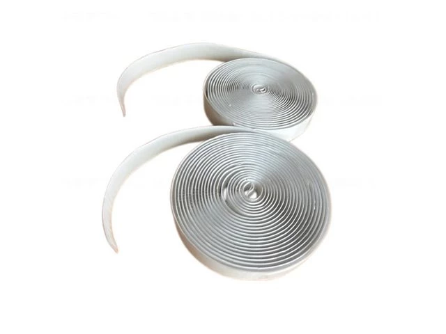 Borrelås selvheftende  5m x 20mm